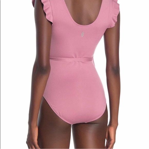 Free People Streamline Bodysuit Athletic One Piece Mauve Medium - Picture 2 of 3